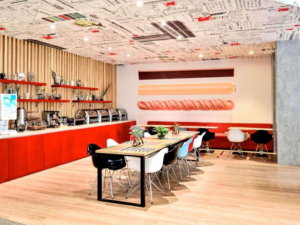 Ibis New Hongqiao Shanghai