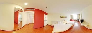 Ibis New Hongqiao Hotel