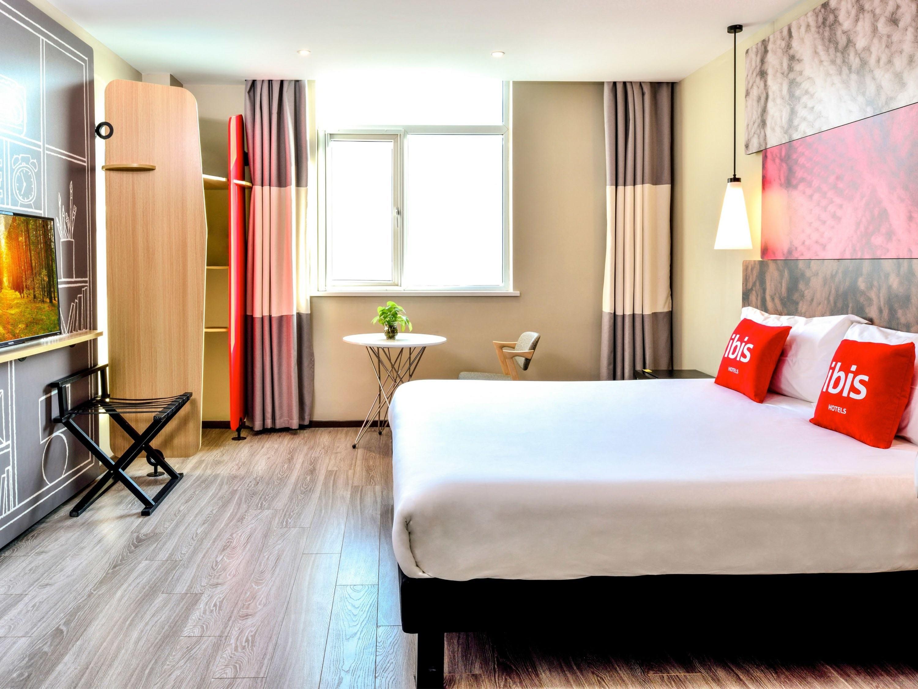 Ibis New Hongqiao Hotel 3*