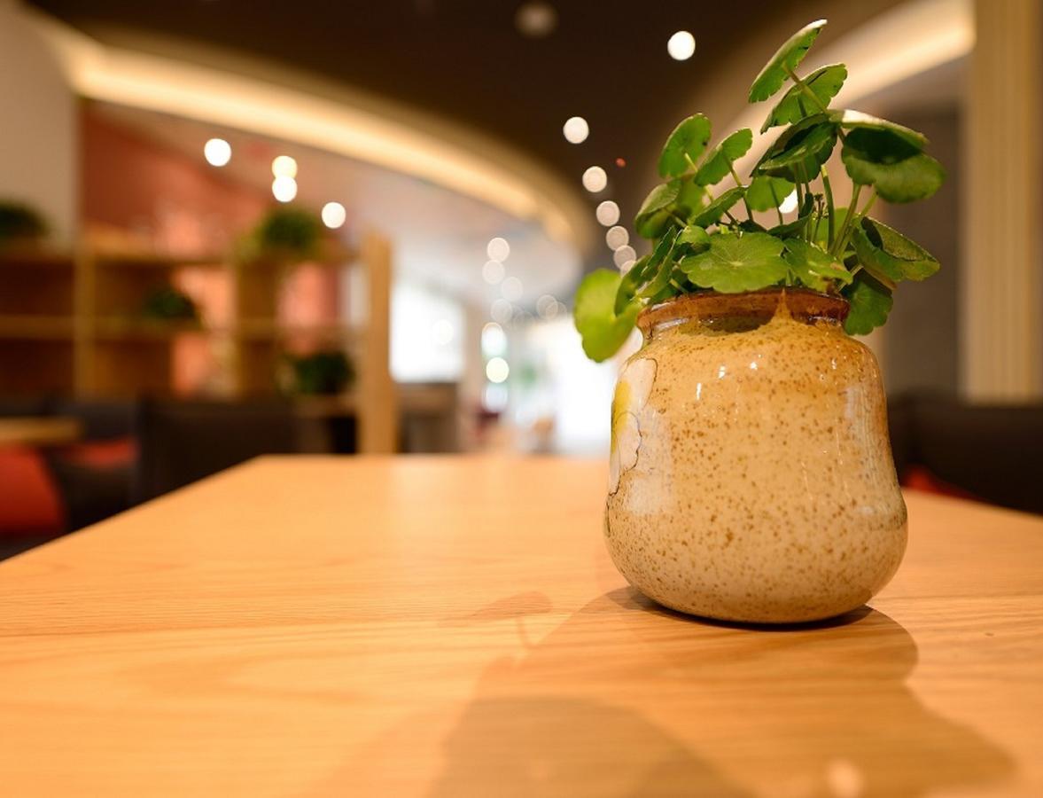 Ibis New Hongqiao Hotel