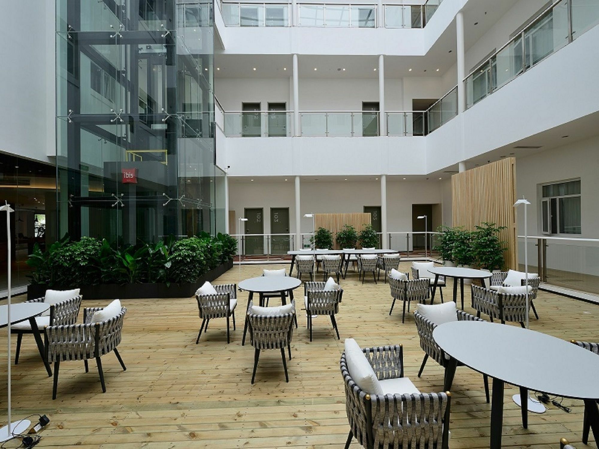 Ibis New Hongqiao